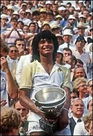 Roland-Garros 1983. Yannick Noah s'impose en finale. Mais contre quel adversaire ?