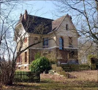 Ces maisons de la banlieue parisienne, construites au dbut du XXe sicle doivent leurs noms  la pierre caractristique qui servit  leur construction...
