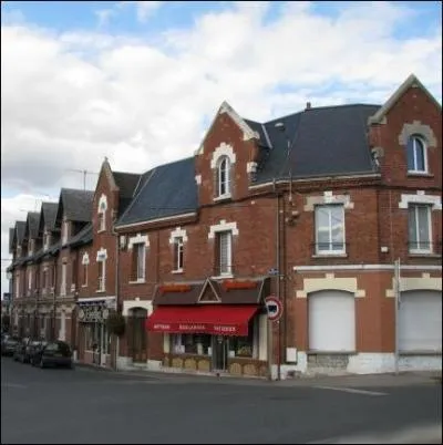 La brique, matriau de construction, est aussi un lment de dcoration de faades. Dans quelle rgion franaise peut-on voir ce genre de btiments ?