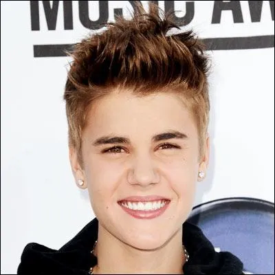 Quel est le prnom du frre et de la sur de Justin Bieber ?