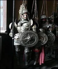 Les marionnettes mettent en scne des rcits ...  pisodes multiples.