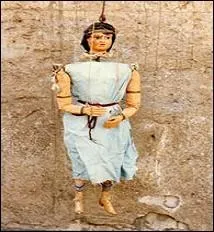 Cet orlandino, enfant, provient du Thtre Laudani de Catane. O se situe cette ville ?