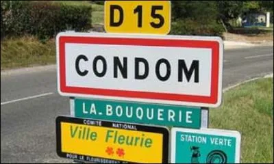 Qu'est-ce qui est de rigueur dans cette sous-prfecture du Gers ?