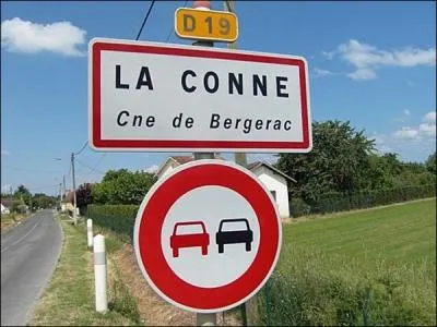  qui ou  quoi la commune doit-elle son joli nom ?