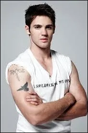 De quelle origine est Steven R. McQueen ?