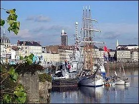 Dans quelle rgion franaise la ville de Nantes est-elle ?