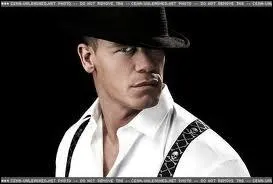 A part catcheur, quelle est sa profession ?