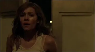 Quand Bo recherche Carly dans l'glise, o se cache t'elle ?