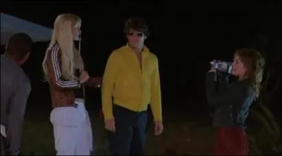 A qui ressemble Dalton relook par Paige et Carly ?