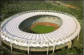 Quel joueur joue dans le Stade olympique de Rome ?