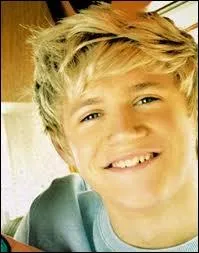 Par quoi Niall est-il complex ?