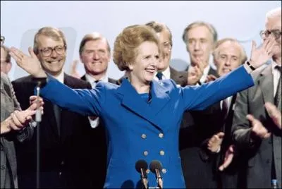 Les rsultats du communisme oscillent entre simplement  ...   et vraiment catastrophiques