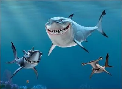 Les anglais utilisent l'expression amusante  Jumping the shark , littralement sauter le requin (= passer par dessus le requin, ne me faites pas dire ce que je n'ai pas dit ! ), c'est  dire ?