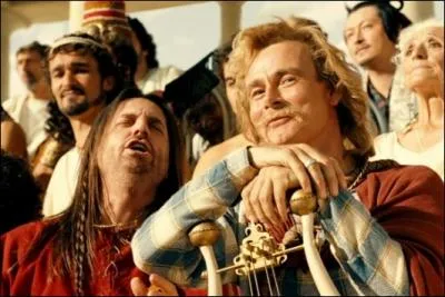 Prenez le temps de bien lire le contrat d'... ... ... , surtout les petits caractres, c'est l que les mauvaises surprises se trouvent, en cas d'accident !