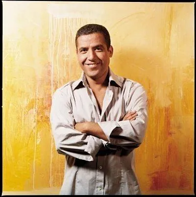 Le ''prince du raï'' , Cheb Mami (personnage peu recommandable : voir commentaire) a fait connaître cette musique dans le monde entier grâce à ''Desert Rose'' qu'il interprétait en duo avec...