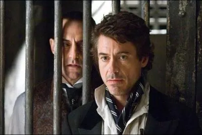 Que dit Blackwood  Sherlock Holmes  propos de ces dcs ?