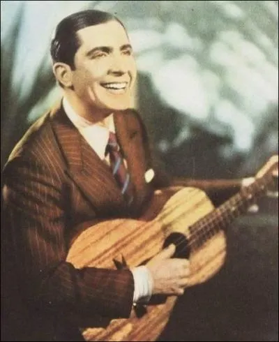 Surnomm entre autres  Le zorzal criollo , sa voix fascine et attire toujours tous les publics. Mais que signifie le mot  zorzal  ?