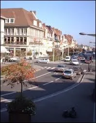 Yvetot ( Seine-Maritime ) est chef-lieu ...