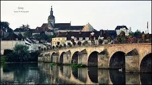 La ville de Gray ( Haute-Sane ) est chef-lieu ...