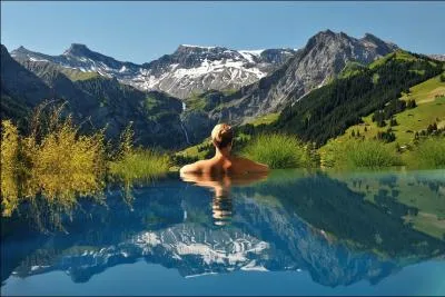 Que vous parliez l'allemand, le franais, l'italien, voire le romanche, vous n'avez qu'une seule identit !