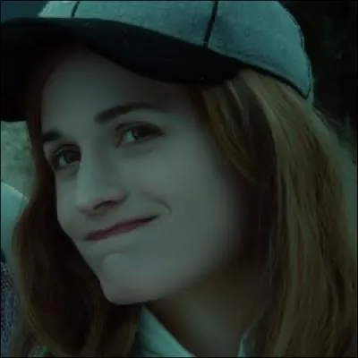 Elle est dnue de talent surnaturel spcial.