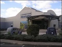 La ville de Sochaux ( Doubs ) est chef-lieu ...