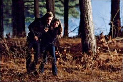 Dans l'pisode 17, le sang de qui Stefan boit-il ?