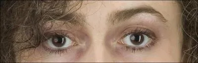  qui appartiennent ces yeux ?