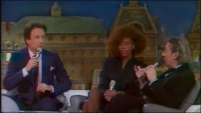 Il est des n-tres, il a bu son verre comme les au-autres !