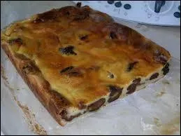 Quels fruits entrent dans la composition du far breton ?