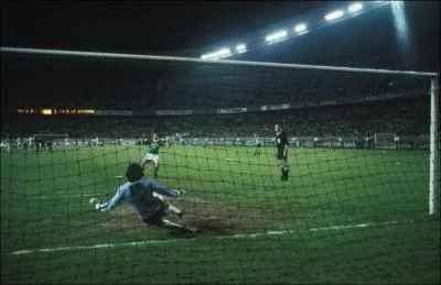 En 1982, c'est la dernire finale joue par l'ASSE en Coupe de France. Quand a-t-on connu le vainqueur de cette finale, remporte par le PSG ?