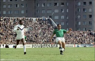 En 1968, l'ASSE remporte sa deuxime Coupe de France. Une victoire 2  1 face aux Girondins de Bordeaux. Cette anne, les Verts ralisent le doubl Coupe de France - Couple de la Ligue.