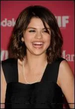  quel ge elle a-t-elle lanc sa carrire d'actrice ?