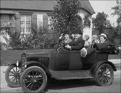 C'est la voiture de Laurel et Hardy...