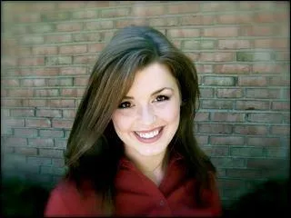 Comment s'appelle sa grande sur ? (Celle sur la photo)