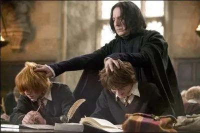 Quel cours Harry et Ron n'aiment-ils pas ?