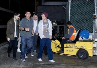 Complter :  Like all and weeks and months ...  