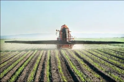 Un mtier qui fut souvent tois de haut, pourtant, si vous mangez, c'est tout de mme grce  lui !
