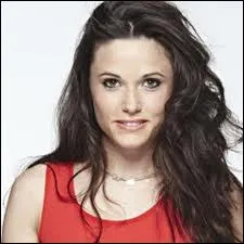 Quelle est cette fille apparaissant dans Secret Story 6 et les Anges de la Tl-Ralit 5 ?