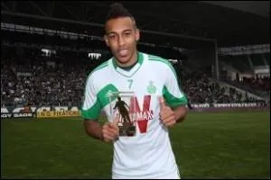 Comment s'appelle son pre ?