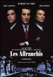 Dans  Les affranchis  qui incarne Paulie, le parrain de la mafia locale ?