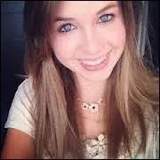 A-t-elle des frres et surs ?