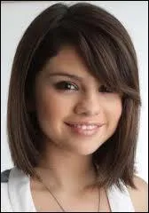 De 2009  2001, elle a reu :