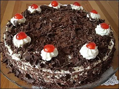 Comment se nomme ce gteau, qui porte le mme nom qu'un lieu d'Allemagne ?