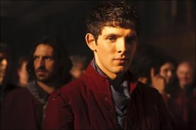 Lors de l'pisode  Possession  de la saison 4, quelles ides sont retenues par Merlin pour tuer Arthur ?