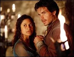 Pourquoi Guenivre a-t-elle embrass Lancelot dans la saison 4 ?