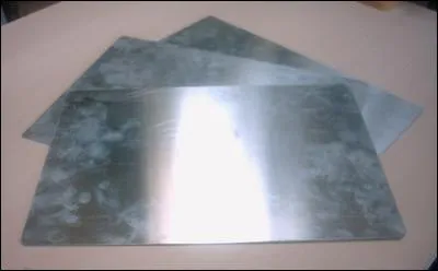 Un synonyme de  zinc  est  retenir en deuxime position. Lequel ?