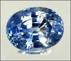 Le saphir,  bleu d'azur  en grec (sappheiros), appartient  la famille des corindons, tout comme le rubis, mais la couleur qui lui est associe est le bleu. Existe-t-il le saphir vert ?