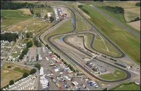 O est situ le circuit 3000 ?