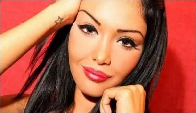 Comment s'appelle-t-elle ?